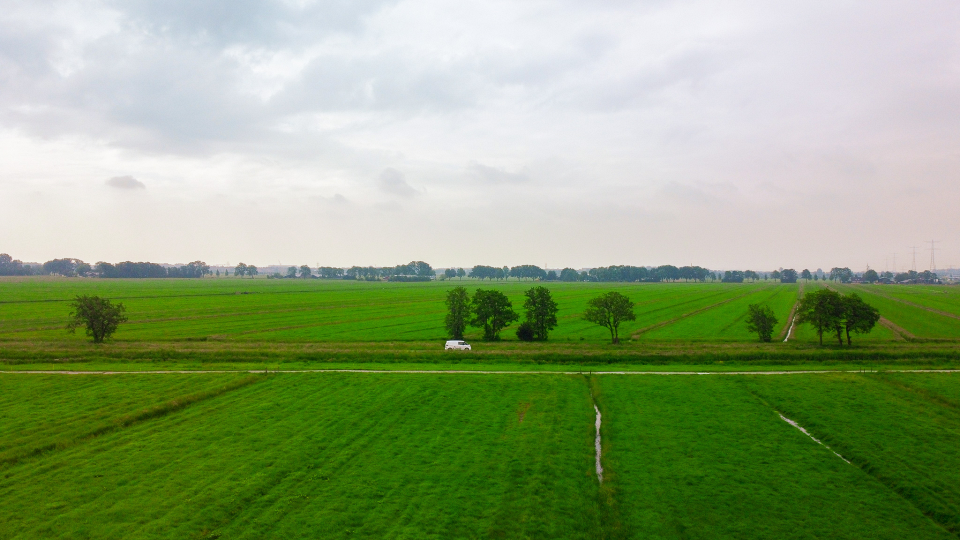 Elektrische werkbus huren groen